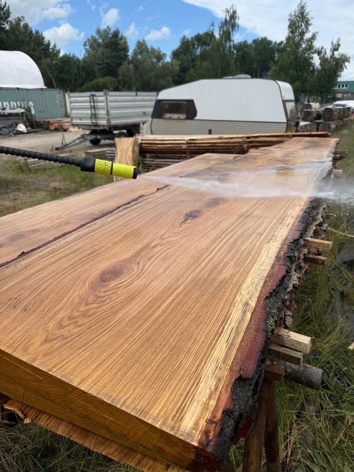 Eiche-Bohlen und Holz